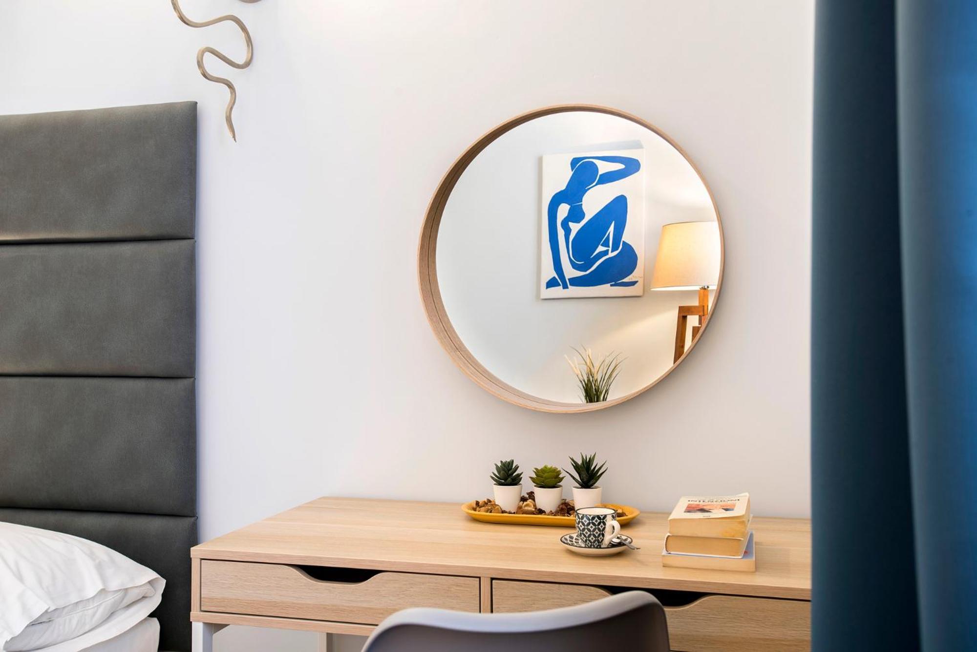 Montebello Style Apartment *