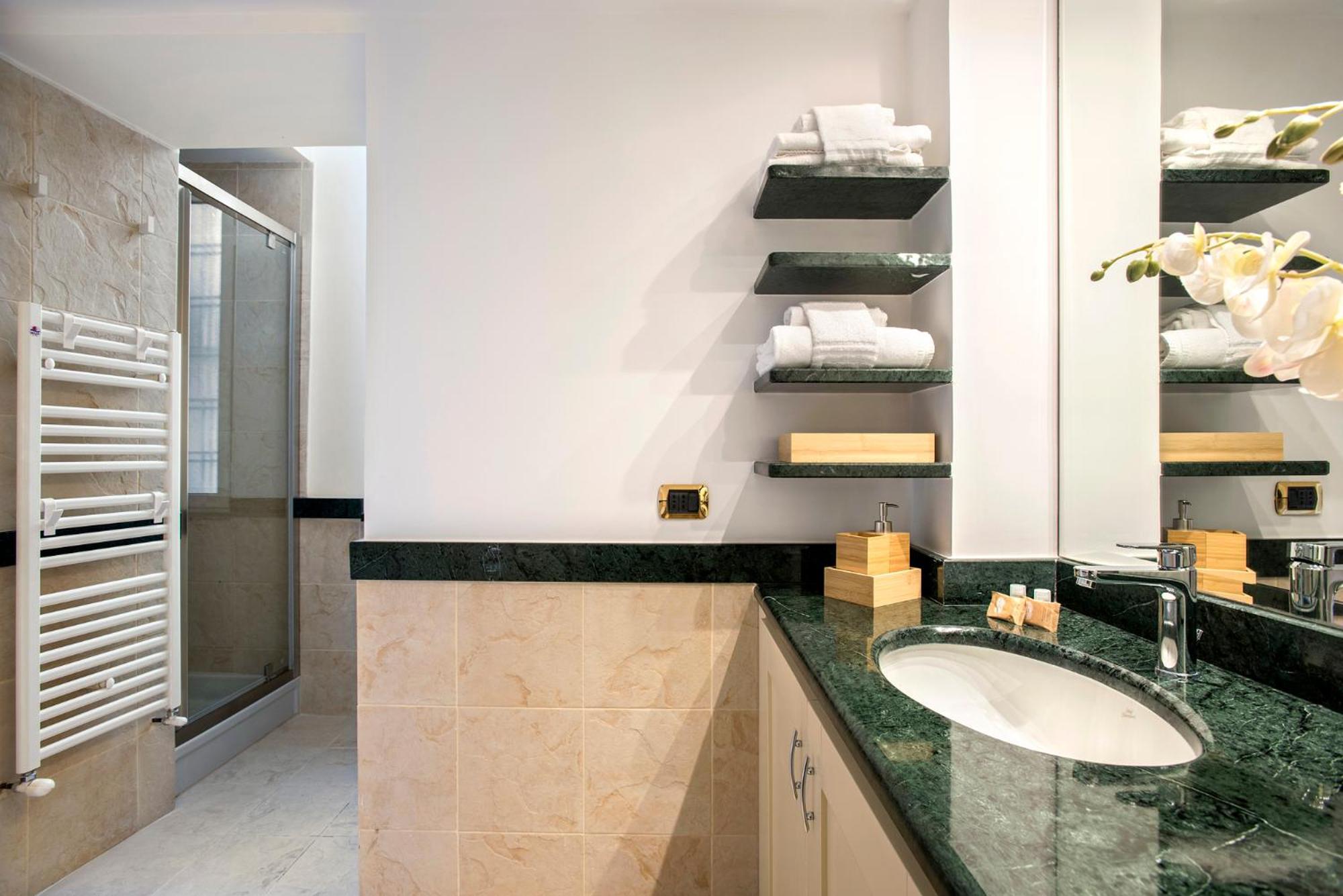 Montebello Style Apartment